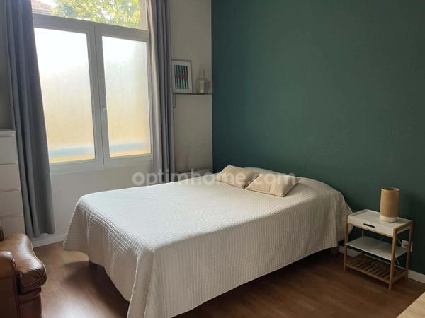 FRANCONVILLE (95, VAL D'OISE) - Studio meublé - 20,17 m² + cave - Cœur de ville - Proche gare (ligne H et RER C)