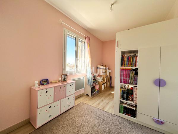 Maison familiale récente à 1 km du centre de L'Isle-sur-la-Sorgue