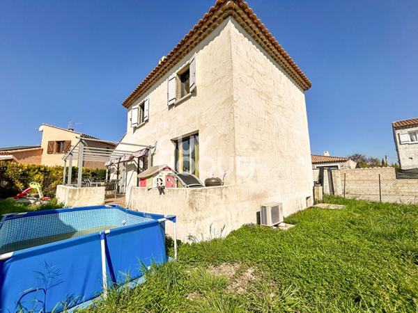 Maison familiale récente à 1 km du centre de L'Isle-sur-la-Sorgue