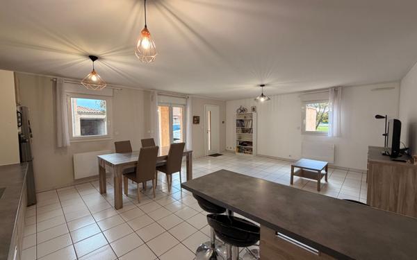 Appartement à vendre    3 pièces •  Labastide-Saint-Pierre