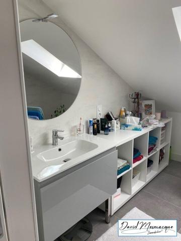 Limay (78520) Limay : immeuble de 103.44m² avec terrasse à vendre