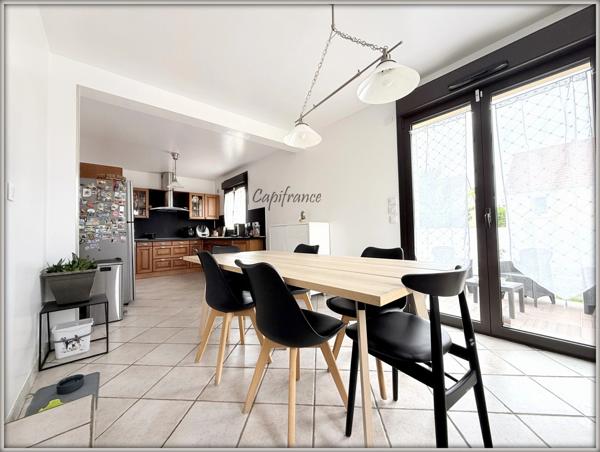 VILLEPINTE – Quartier Haie-Bertrand | Maison individuelle 133 m² (150 m² au sol) – 5 chambres – Sous-sol total & Jardin