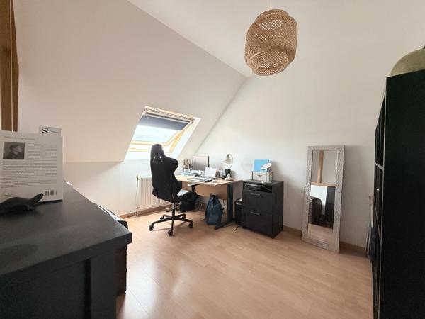 VILLEPINTE – Quartier Haie-Bertrand | Maison individuelle 133 m² (150 m² au sol) – 5 chambres – Sous-sol total & Jardin