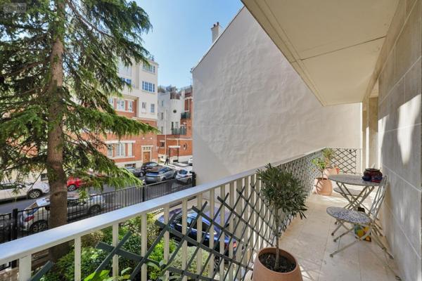 Appartement à vendre à Paris 16e arrondissement à Paris (75016), ref : PARIS 16-AUTEUIL   
Village D'Auteuil