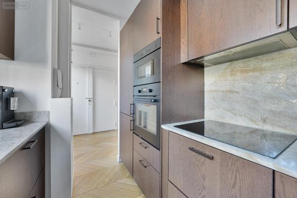 Appartement à vendre à Paris 16e arrondissement à Paris (75016), ref : PARIS 16-AUTEUIL   
Village D'Auteuil