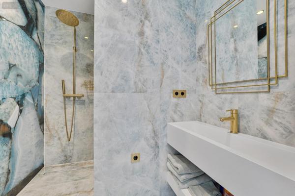 Appartement à vendre à Paris 16e arrondissement à Paris (75016), ref : PARIS 16-AUTEUIL   
Village D'Auteuil