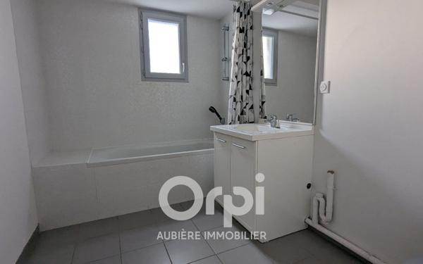 Appartement à vendre    2 pièces • 41 m2 Clermont-Ferrand