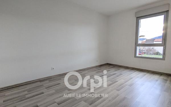 Appartement à vendre    2 pièces • 41 m2 Clermont-Ferrand