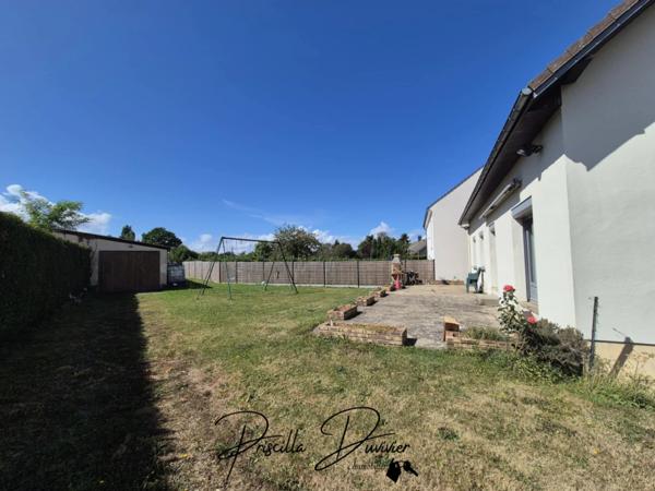 À VENDRE – Maison familiale 5 chambres sur sous-sol total + grand garage – Terrain de 1000 m²