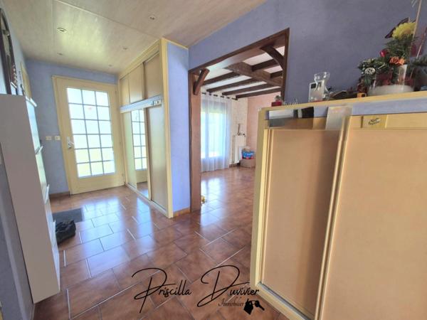 À VENDRE – Maison familiale 5 chambres sur sous-sol total + grand garage – Terrain de 1000 m²