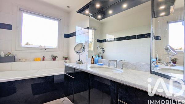 Maison à vendre 8 pièces 188 m² Maule