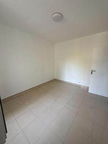 Appartement Aubervilliers 1 pièce(s) 21.89 m2