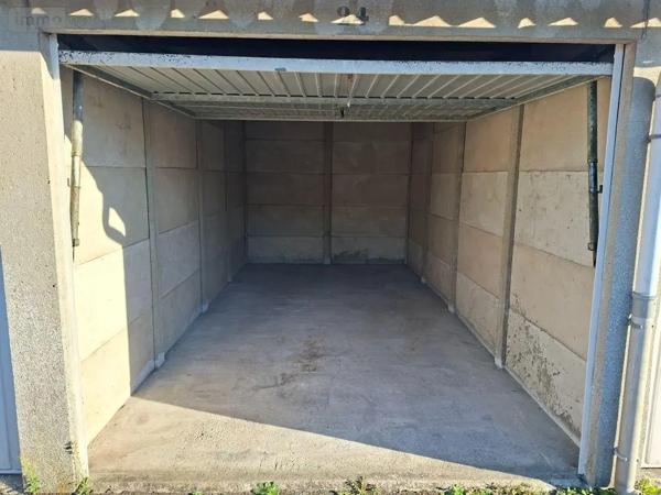 Location - Garage et parking Hazebrouck 59190