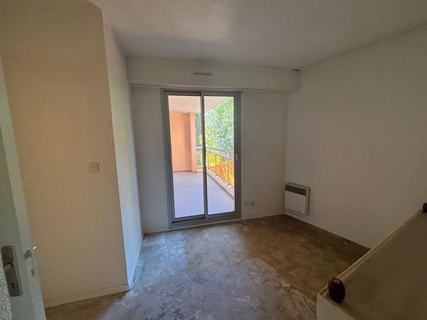 Le Cannet 2 pièces 45 m2 - box - piscine