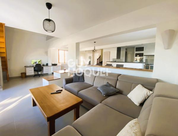 MAISON À VENDRE DE 8 PIÈCES DE 116,00 M²