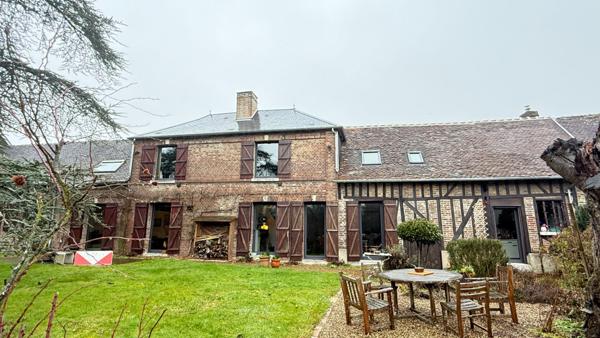 BEAUVAIS PROCHE MAISON 9 PIECES SEJOUR SALLE A MANGER CUISINE SUITE PARENTALE 4 CHAMBRES BUREAU SALLE D'EAU DEPENDANCES GARAGE DOUBLE CAVE JARDIN DE PLUS DE 3800M²