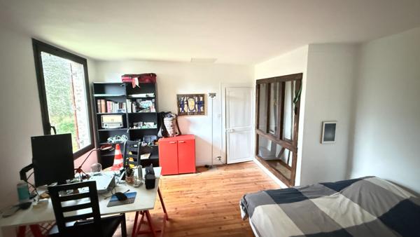 BEAUVAIS PROCHE MAISON 9 PIECES SEJOUR SALLE A MANGER CUISINE SUITE PARENTALE 4 CHAMBRES BUREAU SALLE D'EAU DEPENDANCES GARAGE DOUBLE CAVE JARDIN DE PLUS DE 3800M²