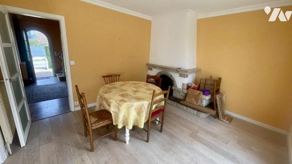 AURAY : en exclusivité maison 4 chambres centre et écoles à pieds