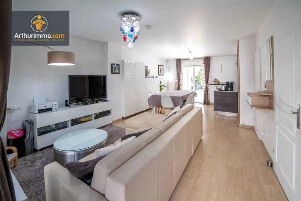 Vente                                                      Maison
                        
                     6 pièces                      94 m2                     à Saint-Gratien