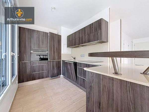 Vente                                                      Maison
                        
                     6 pièces                      94 m2                     à Saint-Gratien