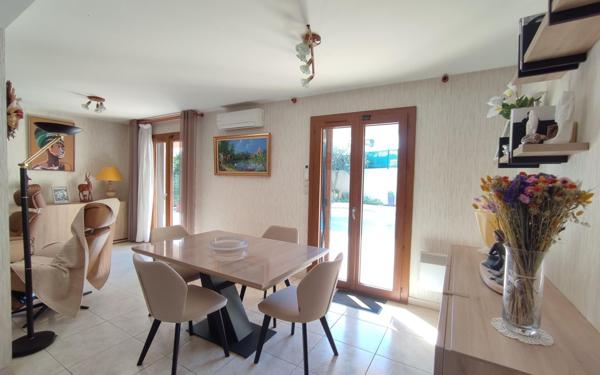 Maison à vendre    7 pièces •  Pézenas