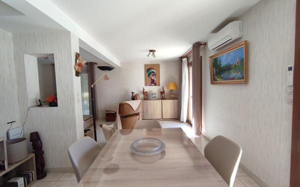 Maison à vendre    7 pièces •  Pézenas