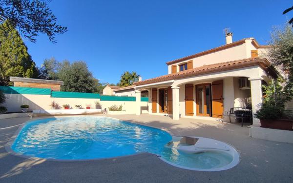 Maison à vendre    7 pièces •  Pézenas