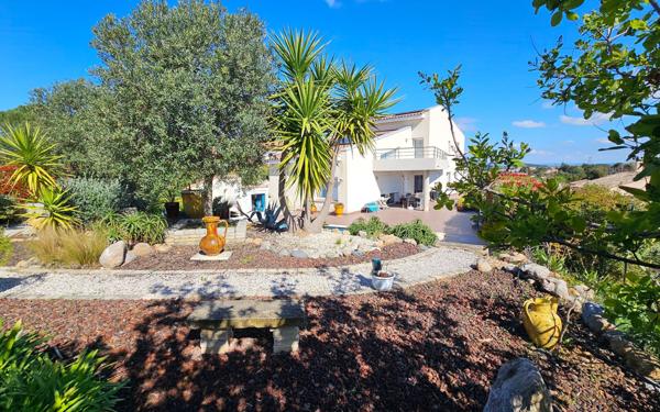 Maison à vendre    5 pièces •  Narbonne