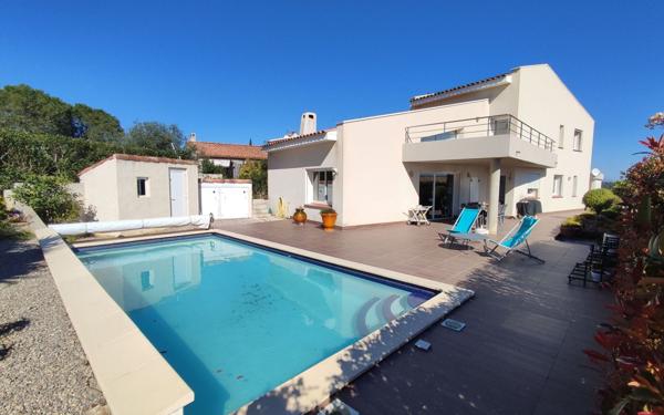 Maison à vendre    5 pièces •  Narbonne