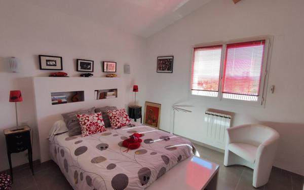 Maison à vendre    5 pièces •  Narbonne