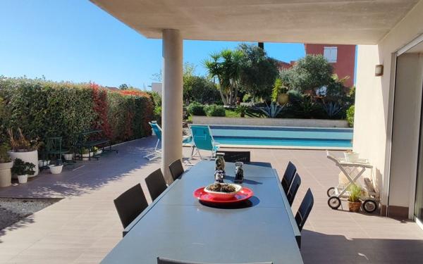 Maison à vendre    5 pièces •  Narbonne