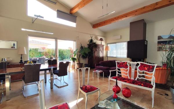 Maison à vendre    5 pièces •  Narbonne