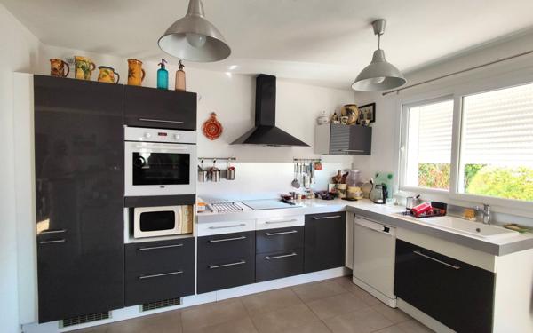 Maison à vendre    5 pièces •  Narbonne