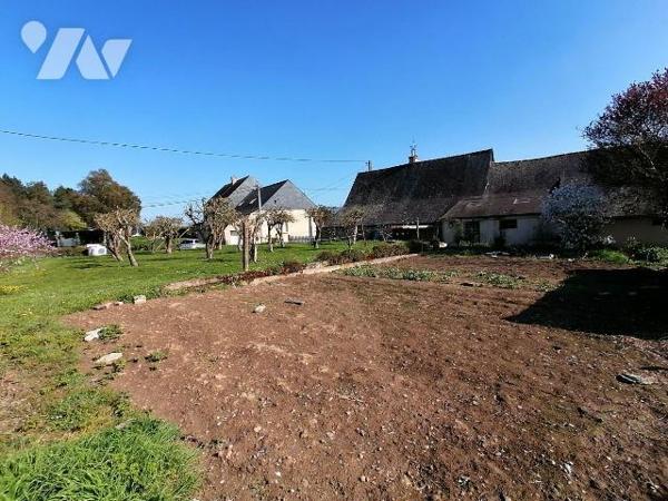 EXCLUSIVITE TRENTE CINQ NOTAIRES !! En campagne de PONT-PEAN, avec accès autoroutier rapide, ce...