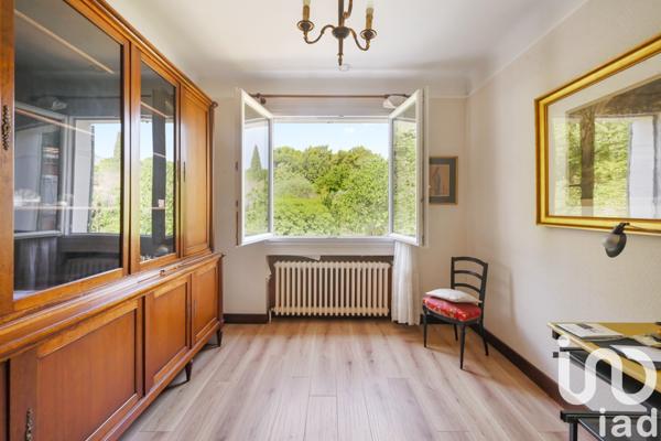 Maison à vendre 4 pièces 220 m² Aubagne