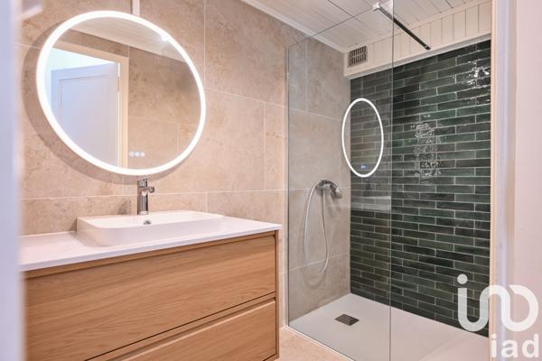 Maison à vendre 4 pièces 220 m² Aubagne