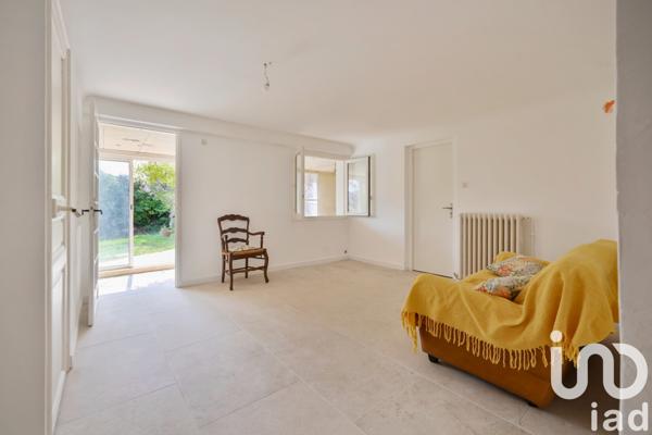 Maison à vendre 4 pièces 220 m² Aubagne