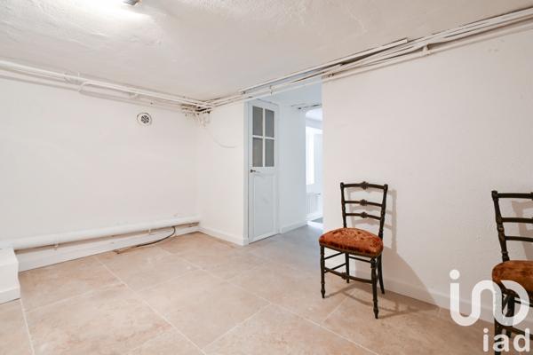 Maison à vendre 4 pièces 220 m² Aubagne