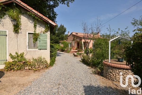 Maison à vendre 4 pièces 220 m² Aubagne