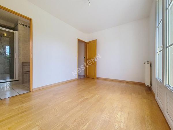 Maison Hameau de Tilly en impasse, au calme, sans vis a vis