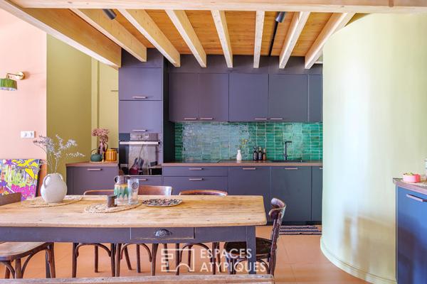 Cocon haut en couleur : appartement en coeur de ville