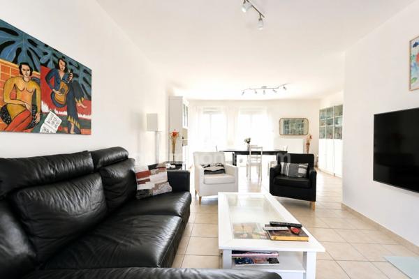 YUTZ - MAISON MITOYENNE 5 PIECES AVEC 3 CHAMBRES, TERRASSE, JARDIN ET GARAGE !