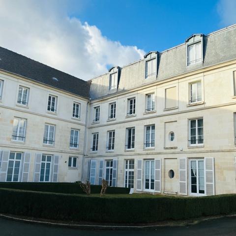 Appartement 2 pièces – Hyper centre historique de CREPY EN VALOIS 60800 – Idéal investisseur ou première acquisition