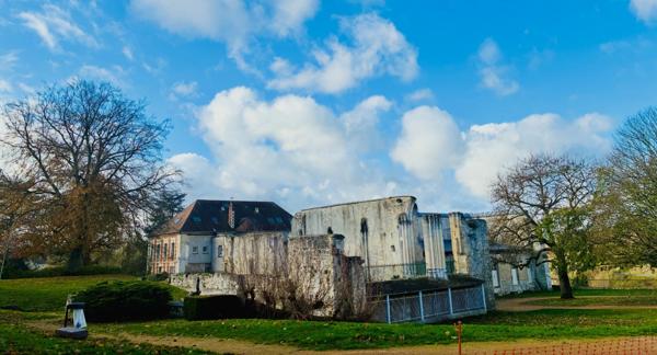 Appartement 2 pièces – Hyper centre historique de CREPY EN VALOIS 60800 – Idéal investisseur ou première acquisition