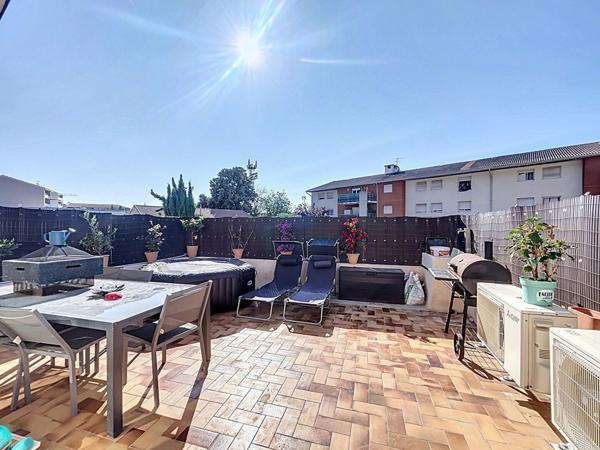 Gardanne - Appartement 3 pièces - 66.6 m2 - terrasse 27 m2 - cave 25 m2 - garage commun - coeur de ville