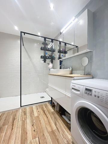 Gardanne - Appartement 3 pièces - 66.6 m2 - terrasse 27 m2 - cave 25 m2 - garage commun - coeur de ville