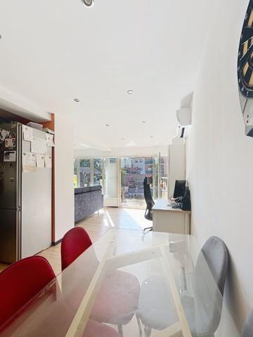 Gardanne - Appartement 3 pièces - 66.6 m2 - terrasse 27 m2 - cave 25 m2 - garage commun - coeur de ville