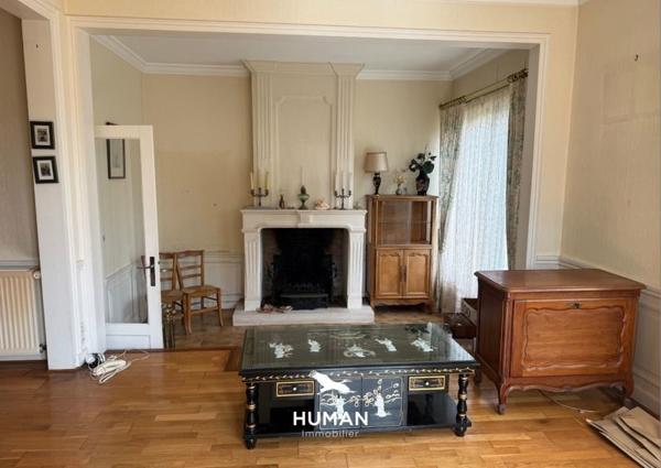Maison à vendre 261 990 € Pluvigner 8 p 147 m² DPE E
