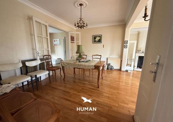 Maison à vendre 261 990 € Pluvigner 8 p 147 m² DPE E
