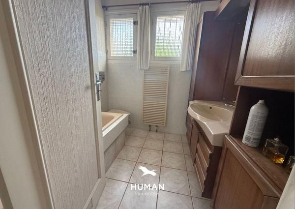 Maison à vendre 261 990 € Pluvigner 8 p 147 m² DPE E